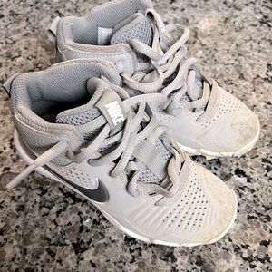 Boys baseball cleats